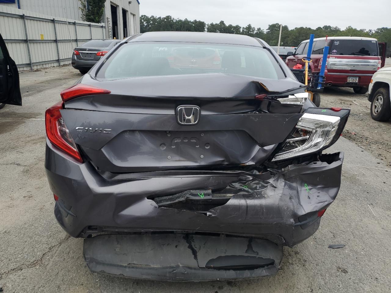 2018 Honda Civic Lx VIN: 19XFC2F55JE001802 Lot: 84387775