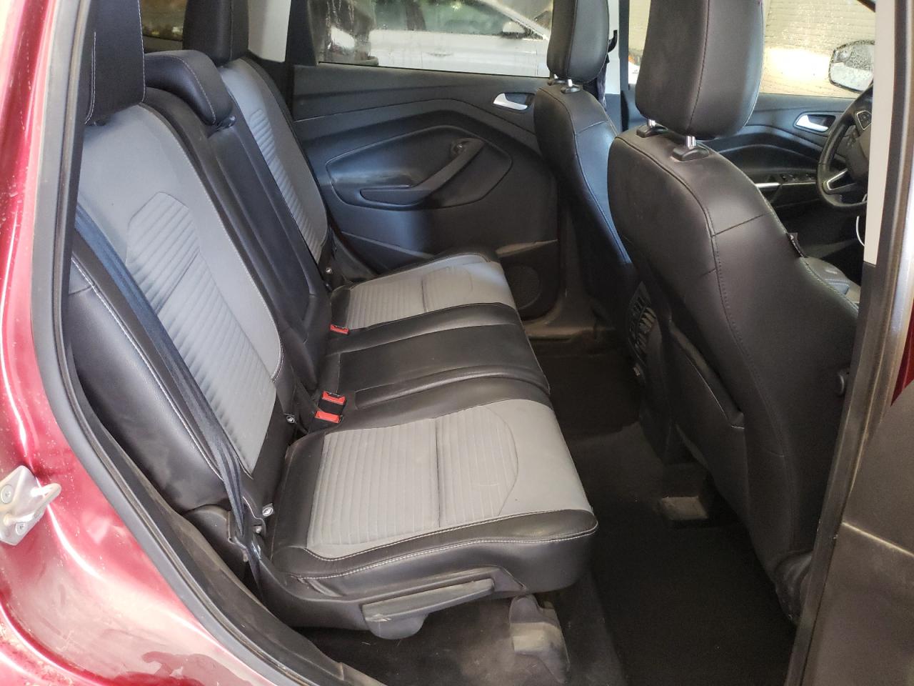 2018 Ford Escape Se VIN: 1FMCU9GDXJUD44228 Lot: 81080805