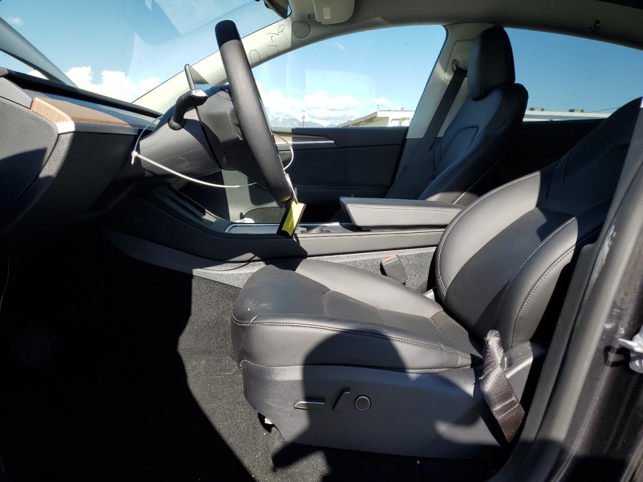 2025 Tesla Model Y VIN: 7SAYGDED4SF276982 Lot: 81787935