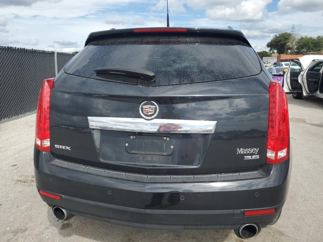2014 Cadillac Srx Luxury Collection VIN: 3GYFNBE3XES570074 Lot: 81138095