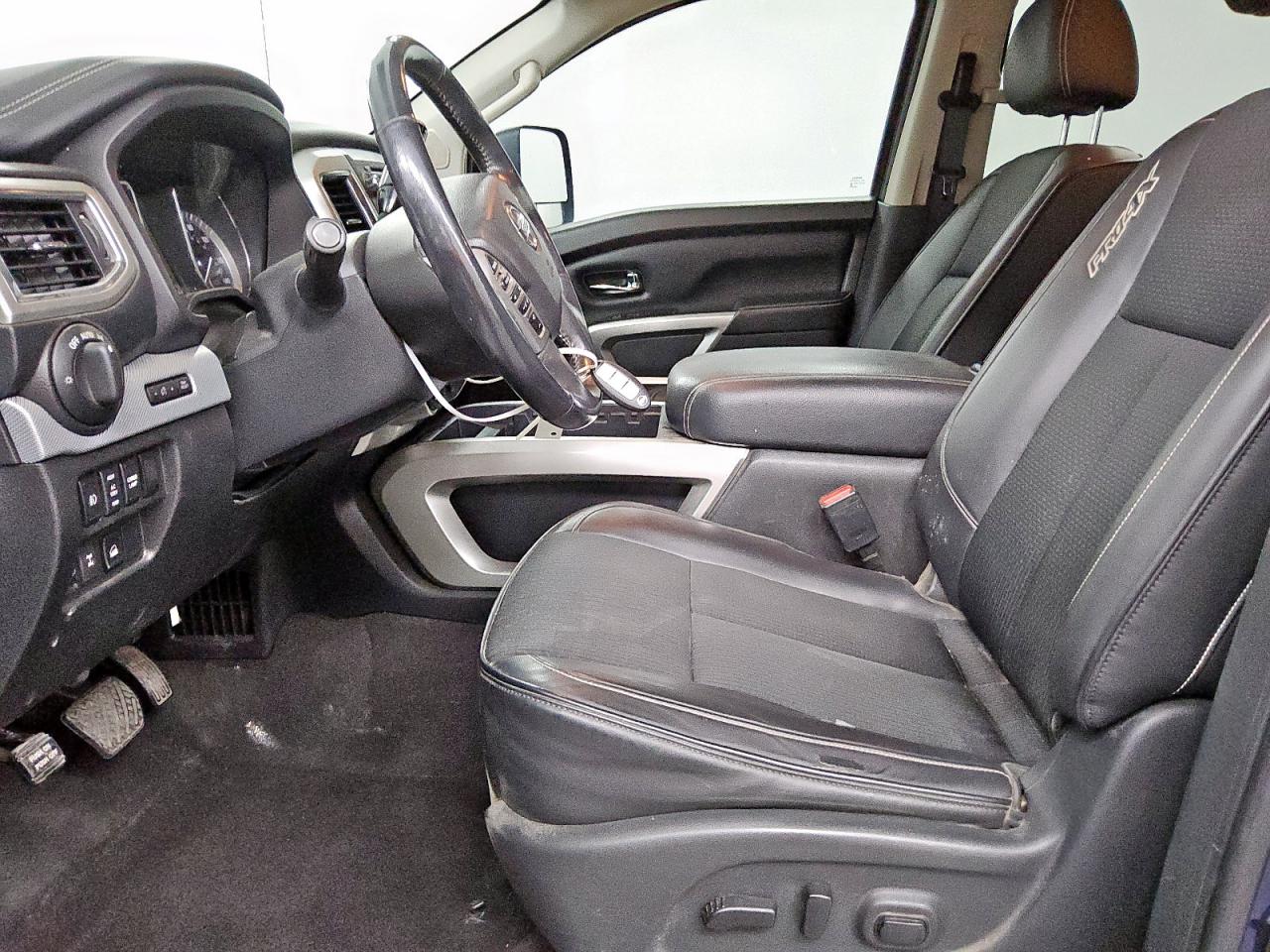 2018 Nissan Titan Xd Sl VIN: 1N6BA1F45JN516992 Lot: 71124105