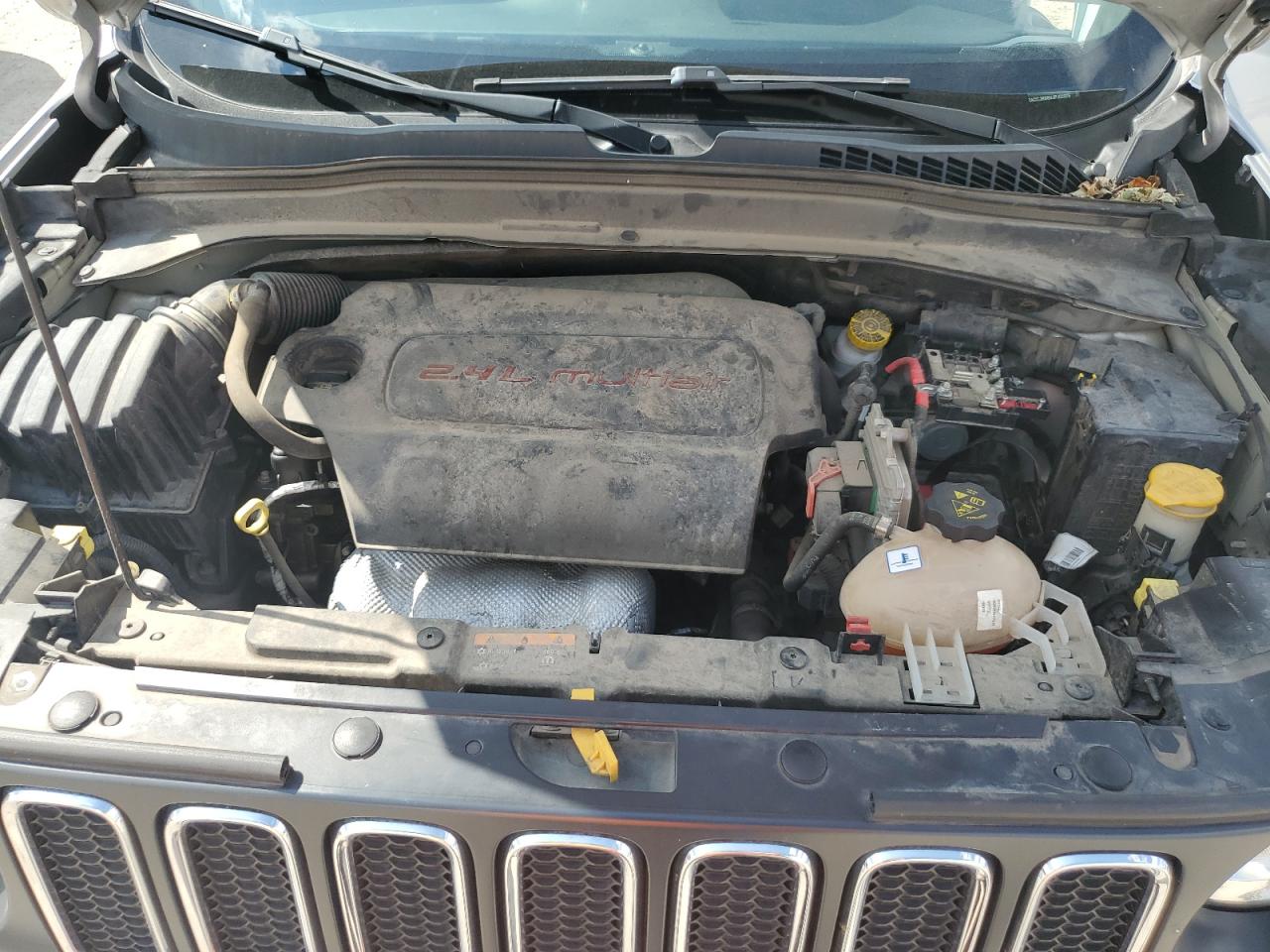 2018 Jeep Renegade Latitude VIN: ZACCJBBB9JPJ02975 Lot: 81156355