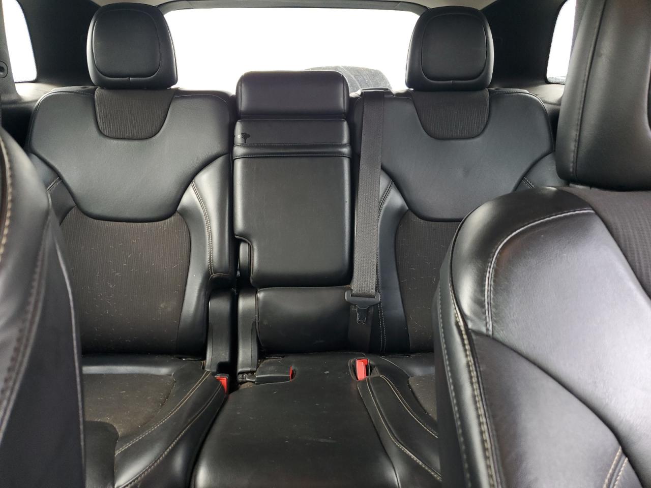 2018 Jeep Cherokee Latitude Plus VIN: 1C4PJLLB6JD597031 Lot: 83788335