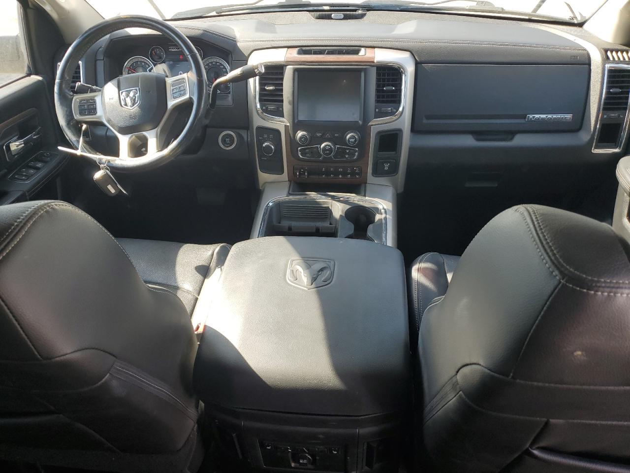 2016 Ram 3500 Laramie VIN: 3C63R3EL0GG355299 Lot: 71750525