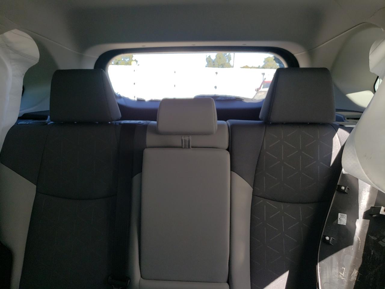2025 Toyota Rav4 Xle VIN: JTMRWRFV2SJ076104 Lot: 81655735