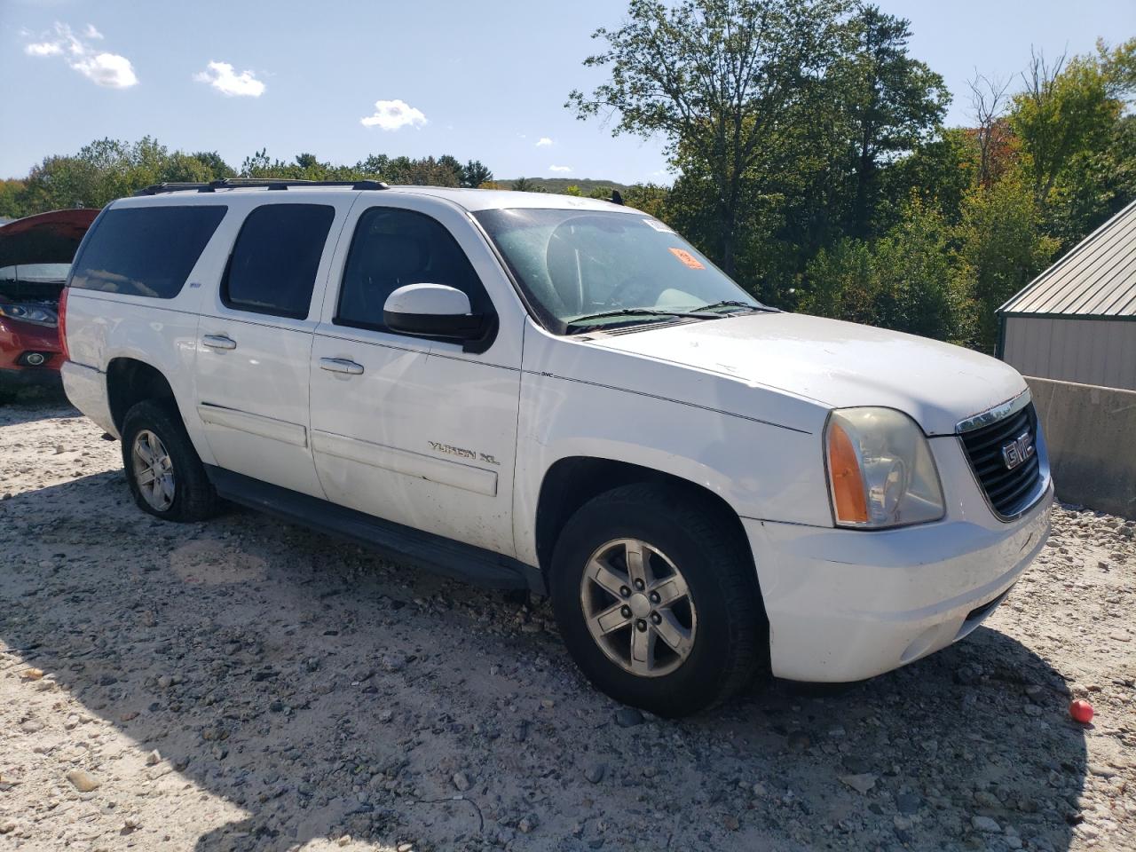 2011 GMC Yukon Xl K1500 Slt VIN: 1GKS2KE33BR123179 Lot: 63833005