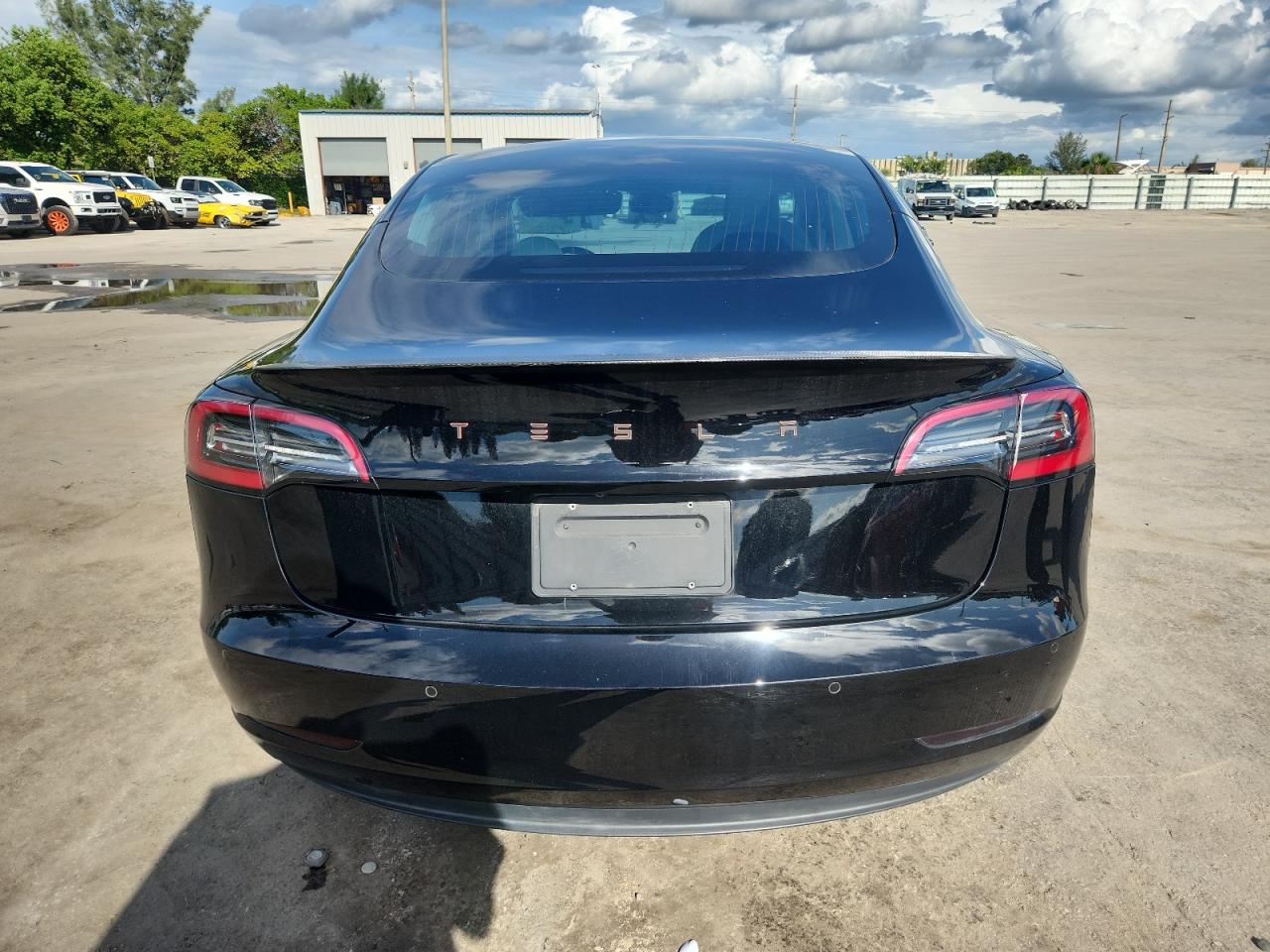 2019 Tesla Model 3 VIN: 5YJ3E1EBXKF413739 Lot: 81852345