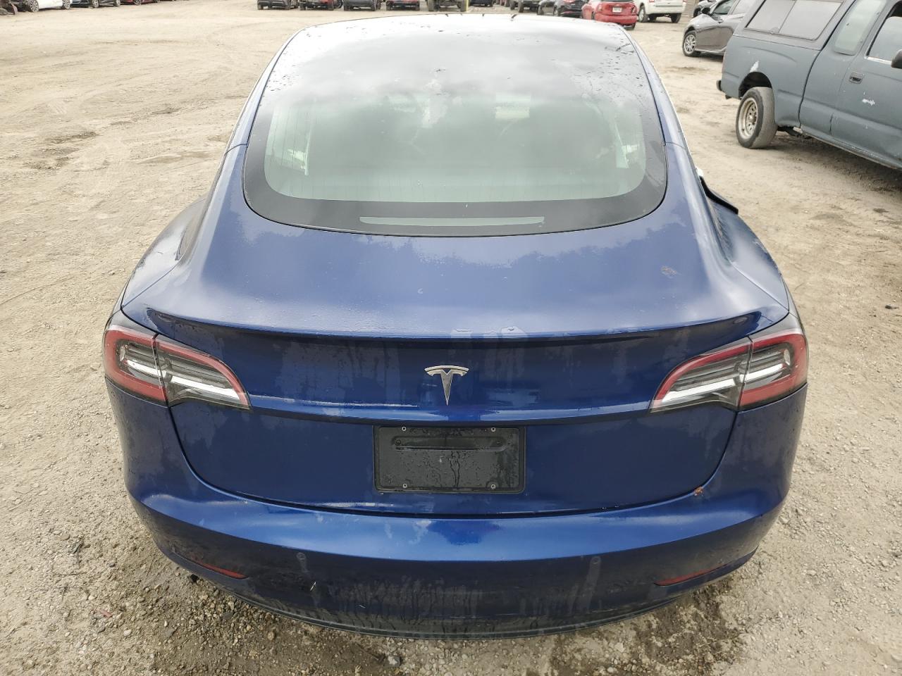 2019 Tesla Model 3 VIN: 5YJ3E1EA0KF401140 Lot: 81856525