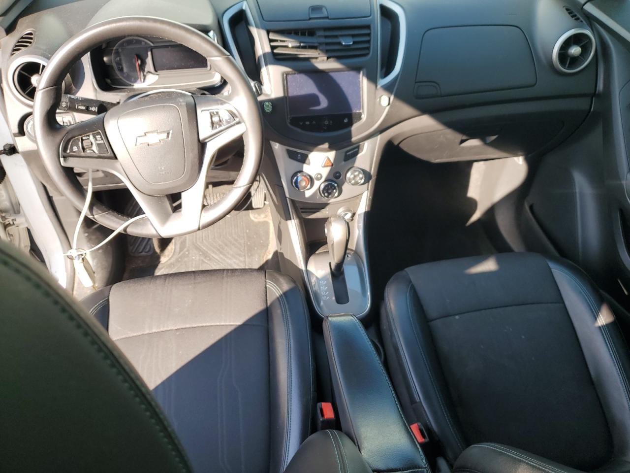 2016 Chevrolet Trax 1Lt VIN: KL7CJPSB6GB592467 Lot: 83889445