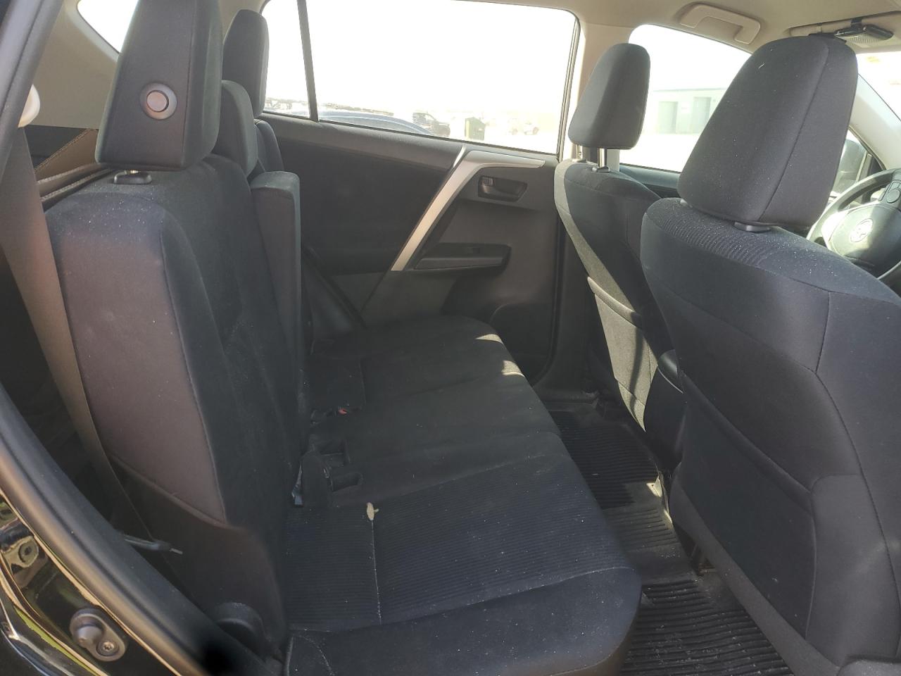 2017 Toyota Rav4 Le VIN: 2T3BFREV4HW571627 Lot: 84623655