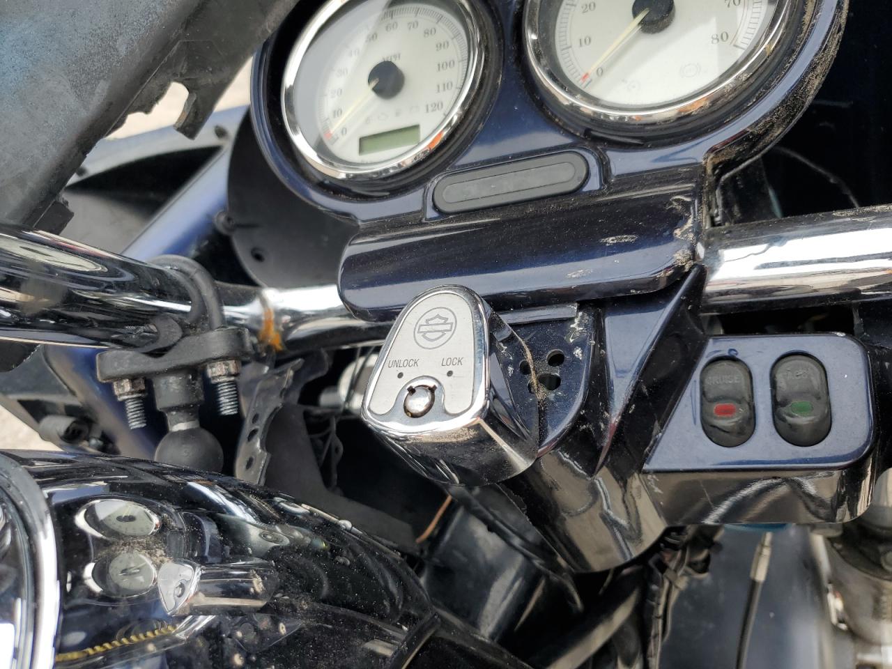 2012 Harley-Davidson Fltrx Road Glide Custom VIN: 1HD1KHM13CB682332 Lot: 81372995
