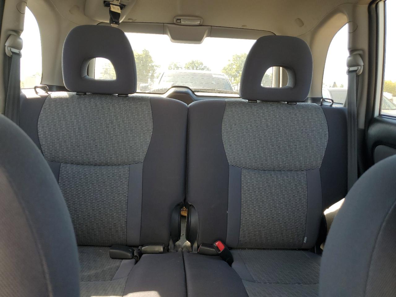 2004 Toyota Rav4 VIN: JTEHD20V746007637 Lot: 84006595