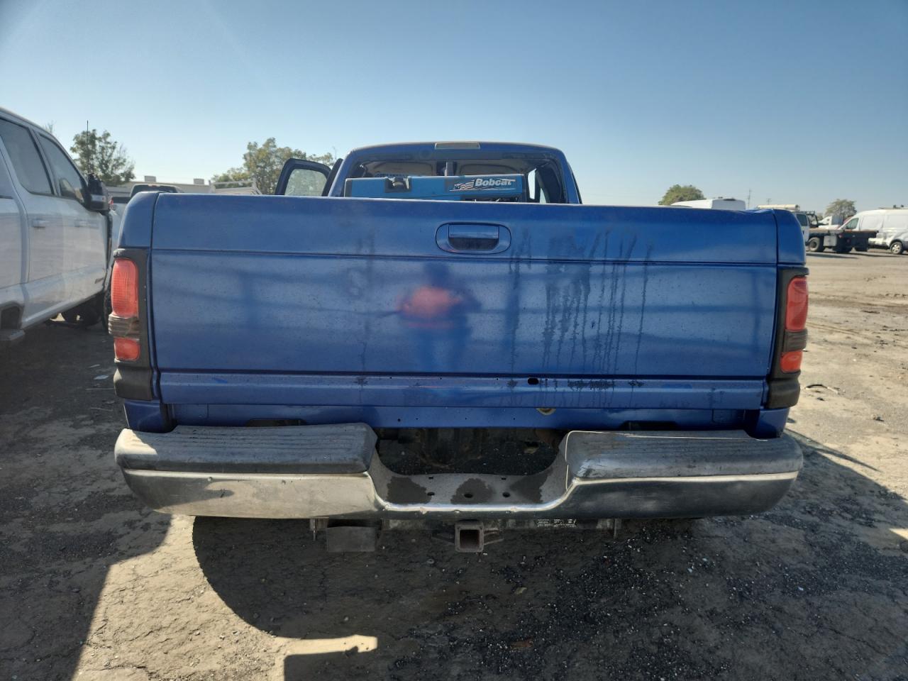 1998 Dodge Ram 3500 VIN: 1B7MC3368WJ240085 Lot: 80571965