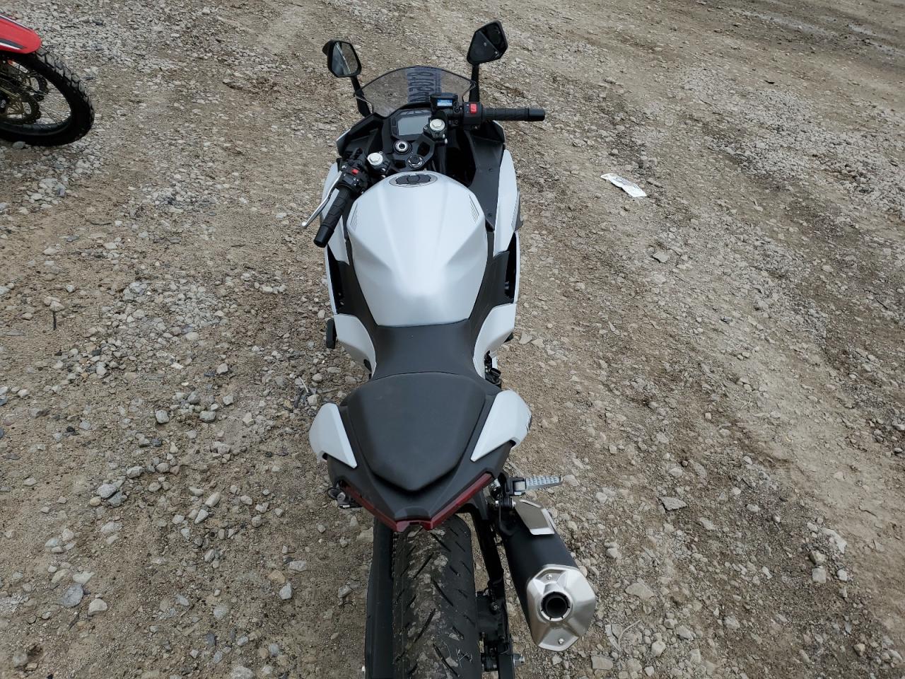 2025 Kawasaki Ex500 VIN: ML5EXGG12SDA69449 Lot: 81054445