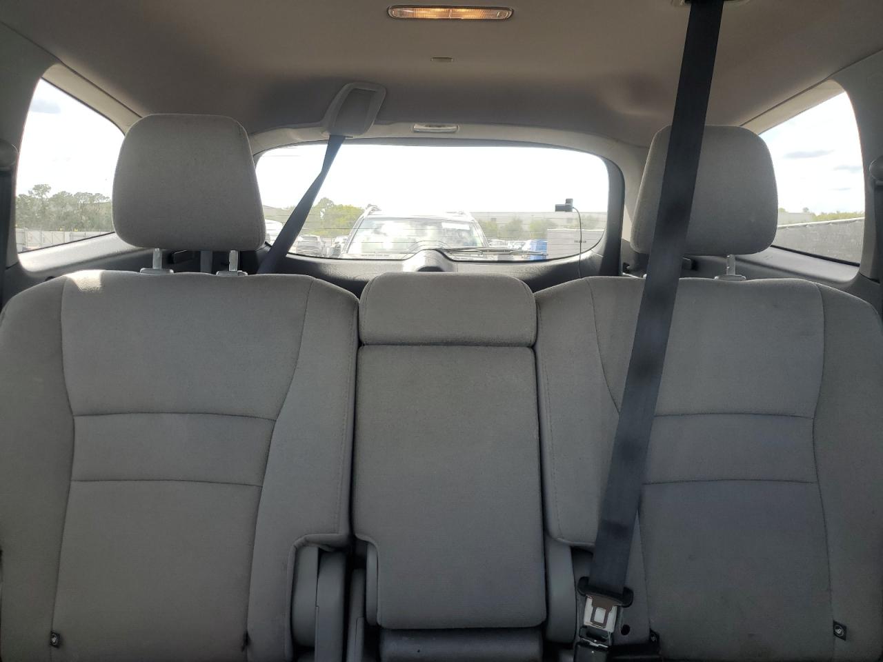 2019 Honda Pilot Lx VIN: 5FNYF5H17KB015577 Lot: 81332225