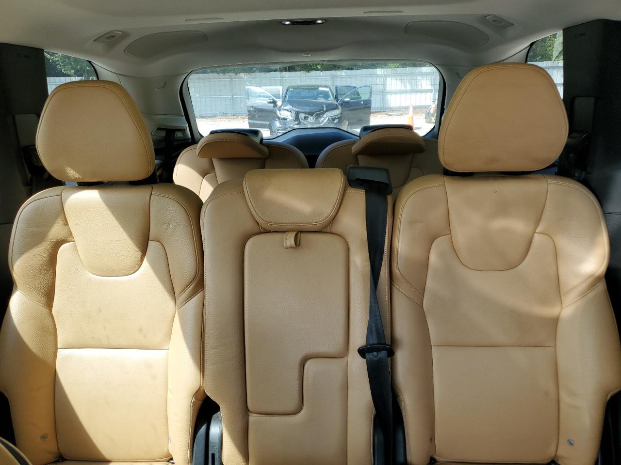 2016 Volvo Xc90 T6 VIN: YV4A22PK3G1085841 Lot: 82128805