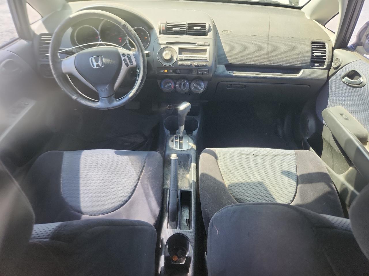 2008 Honda Fit Sport VIN: JHMGD38628S046621 Lot: 72047875