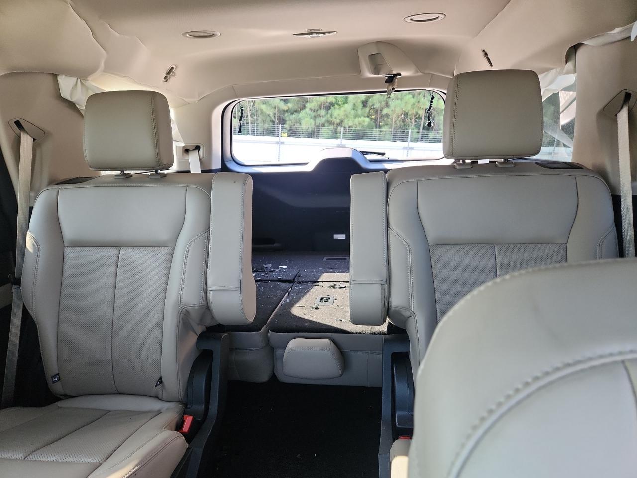 2023 Ford Expedition Xlt VIN: 1FMJU1H88PEA62070 Lot: 80330675