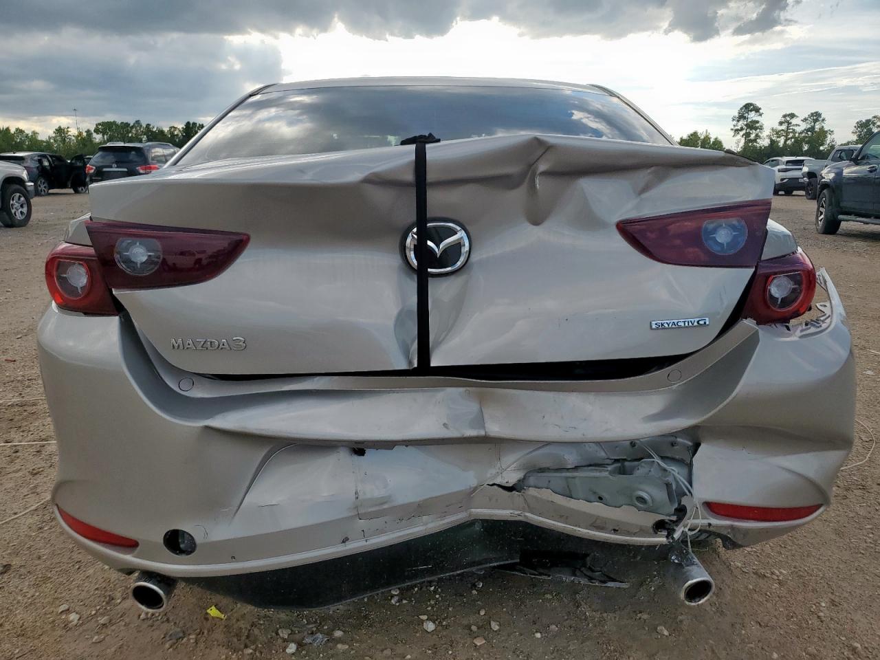 2025 Mazda 3 Preferred VIN: 3MZBPACM8SM450419 Lot: 83863645