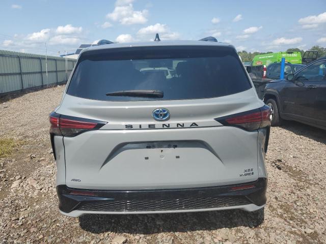  TOYOTA SIENNA 2023 Granatowy