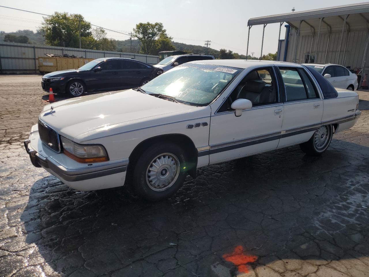 BUICK ROADMASTER 1993. Lot# 80327685. VIN 1G4BT5372PR428580. Photo 1