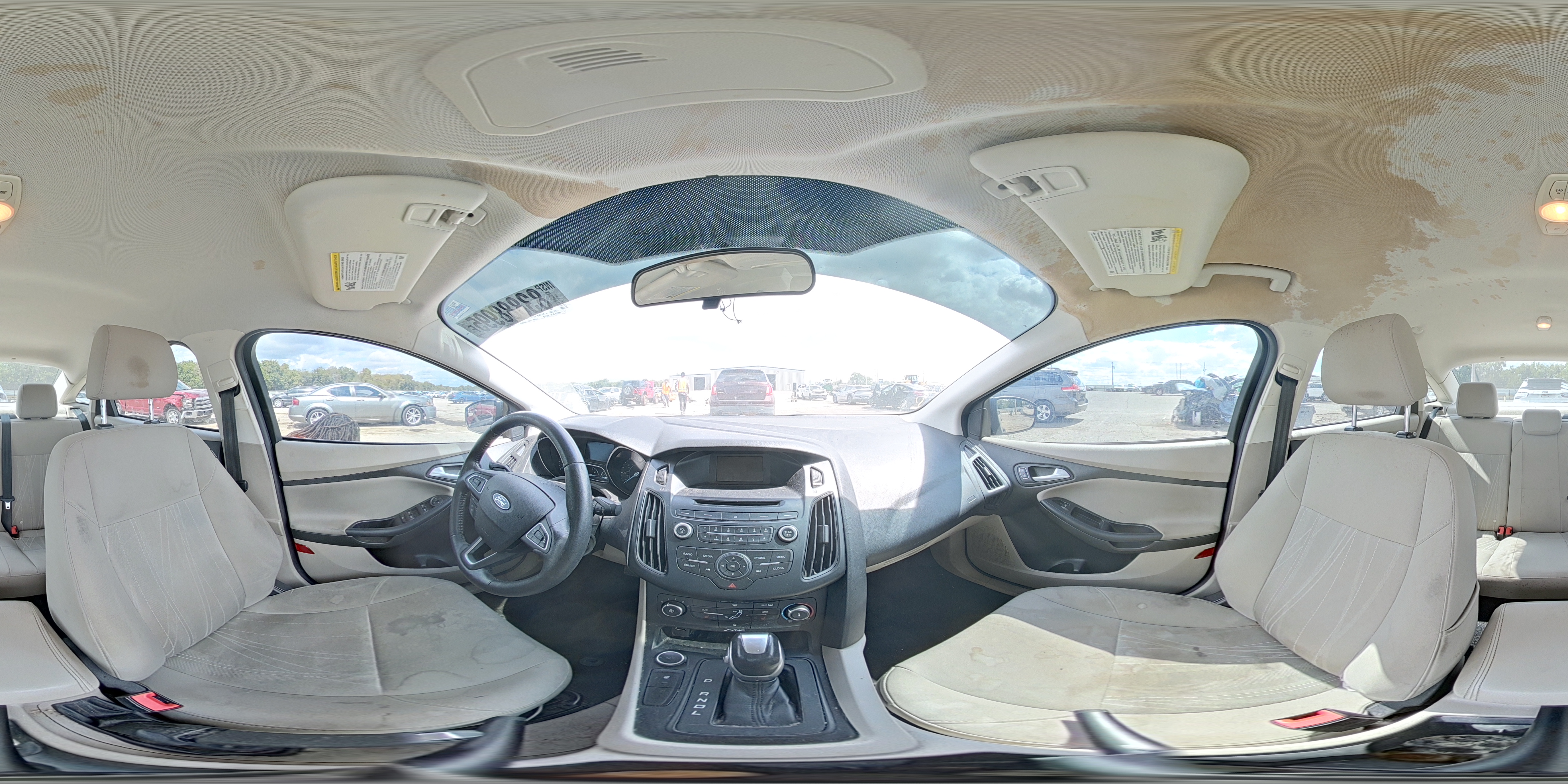 2015 Ford Focus Se VIN: 1FADP3F23FL374882 Lot: 83888995