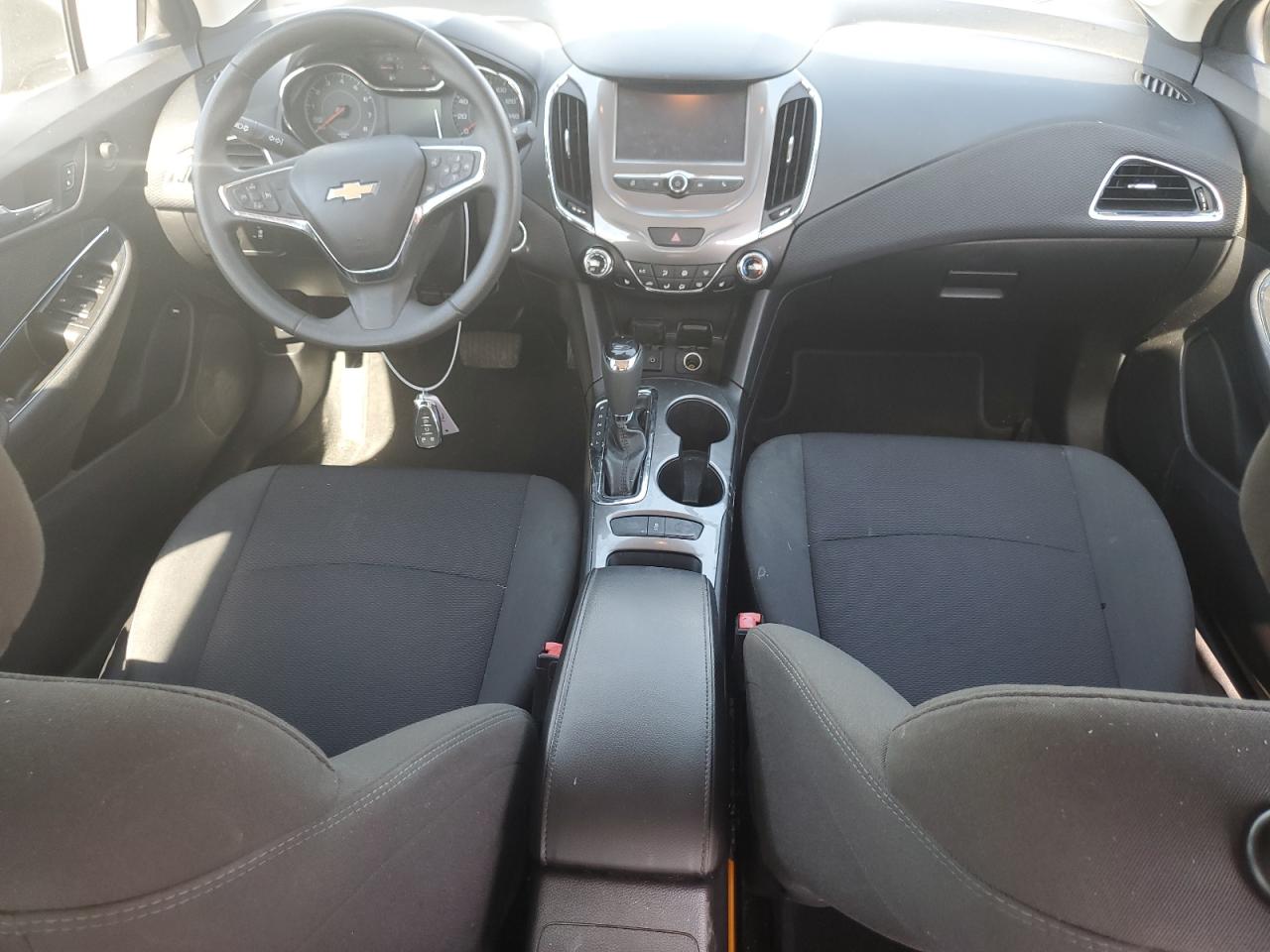 2017 Chevrolet Cruze Lt VIN: 1G1BE5SM0H7109917 Lot: 83967235