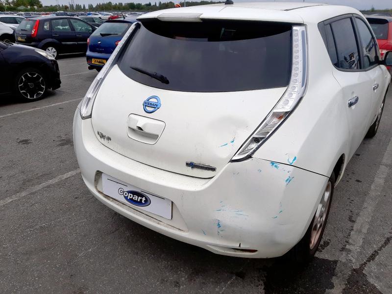 2015 NISSAN LEAF ACENTA 