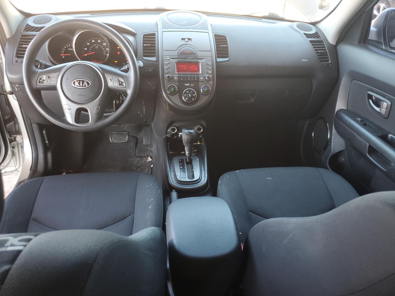2010 Kia Soul + VIN: KNDJT2A26A7176762 Lot: 81922335