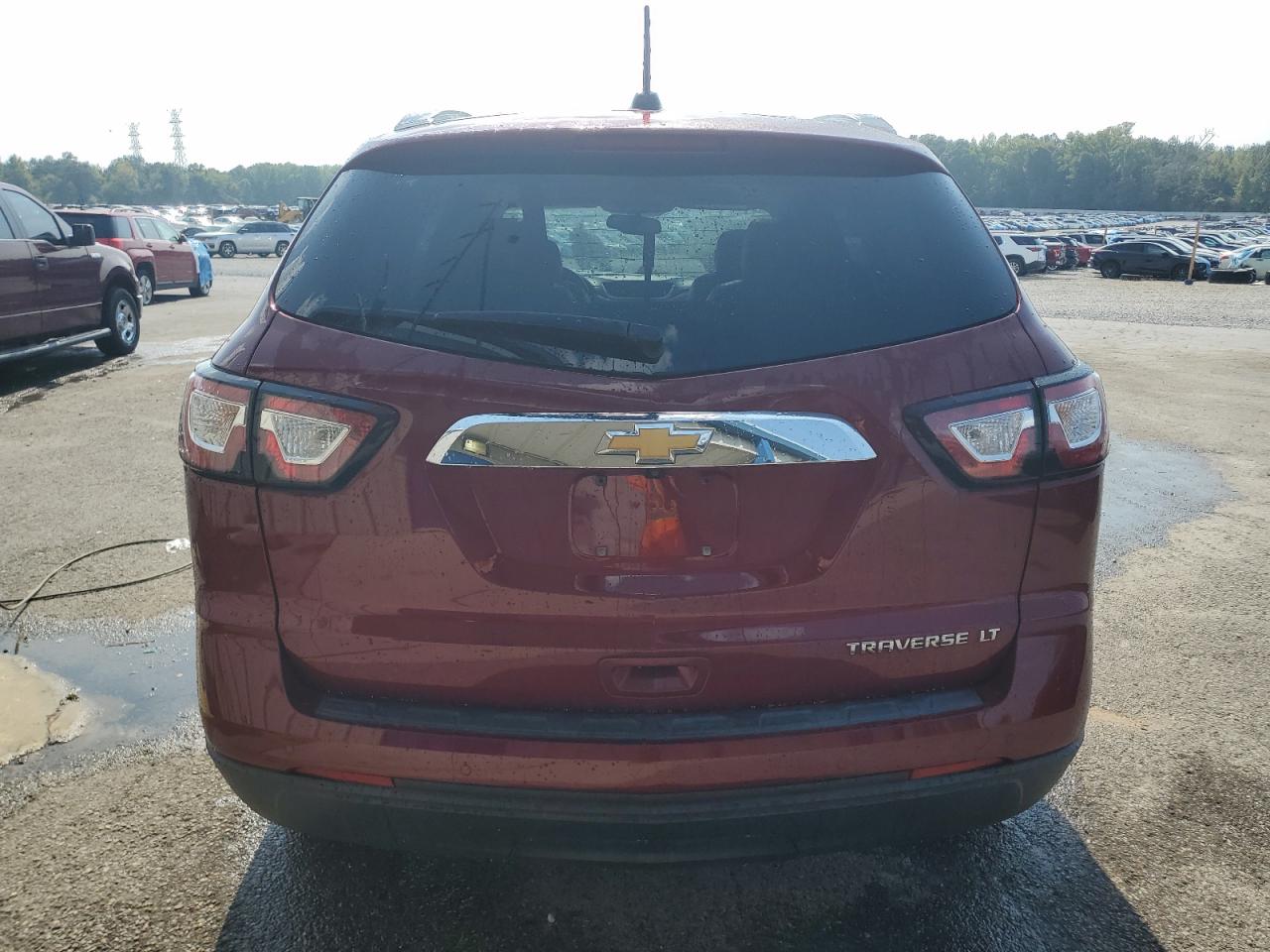 2016 Chevrolet Traverse Lt VIN: 1GNKRHKD3GJ176145 Lot: 80881065