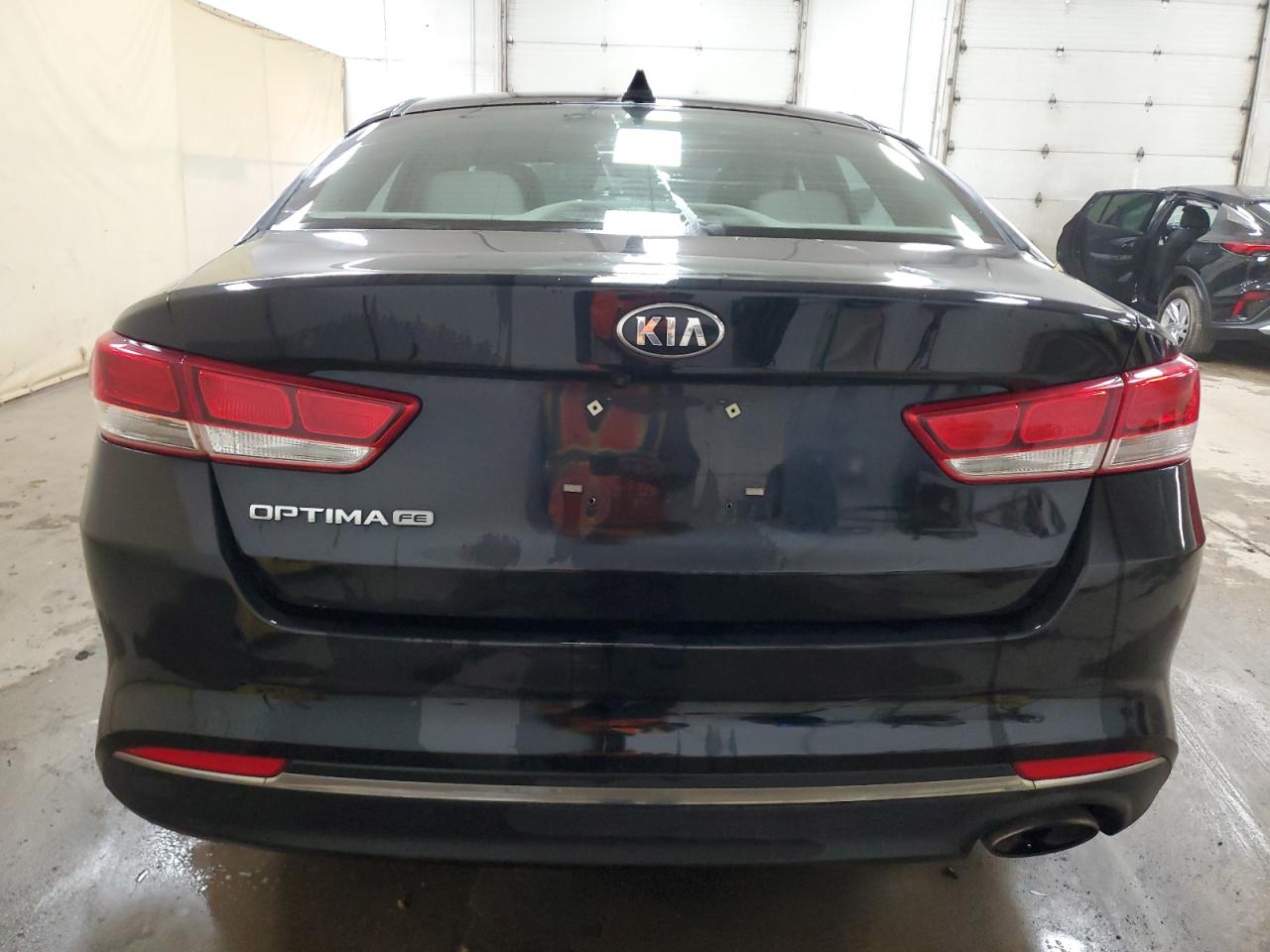 2017 Kia Optima Lx VIN: 5XXGT4L32HG155968 Lot: 84173345