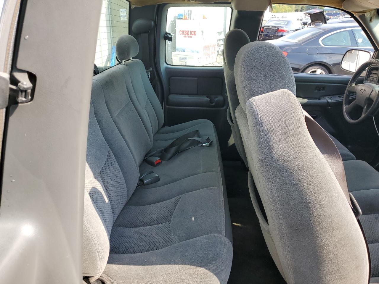 2004 Chevrolet Silverado C1500 VIN: 2GCEC19V041203546 Lot: 80178525