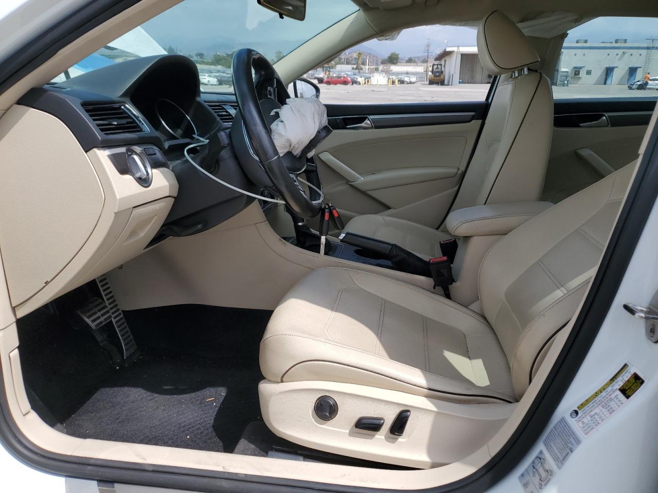 2018 Volkswagen Passat S VIN: 1VWAA7A37JC015594 Lot: 80075845