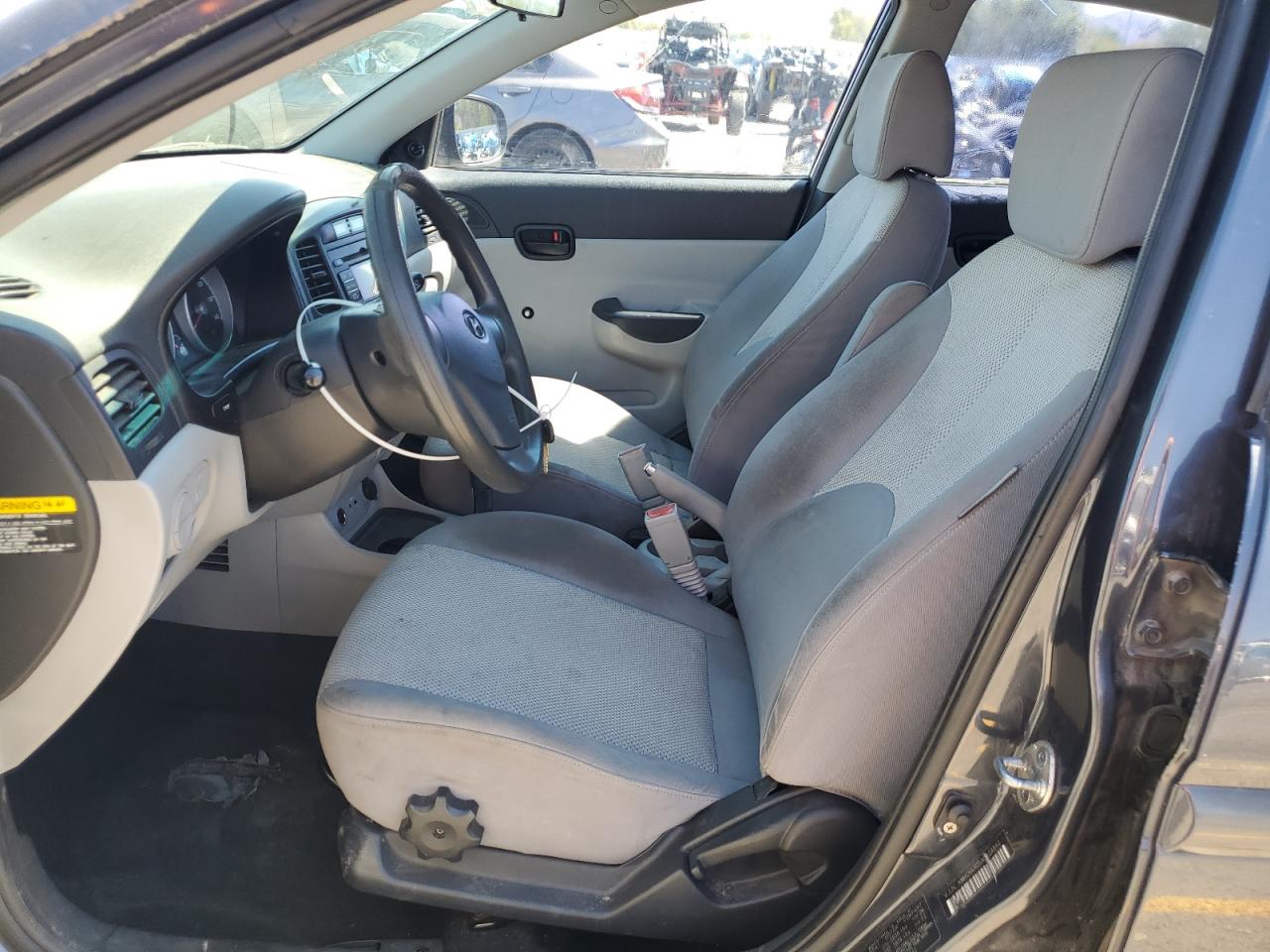 2010 Hyundai Accent Gls VIN: KMHCN4AC5AU424942 Lot: 71742535