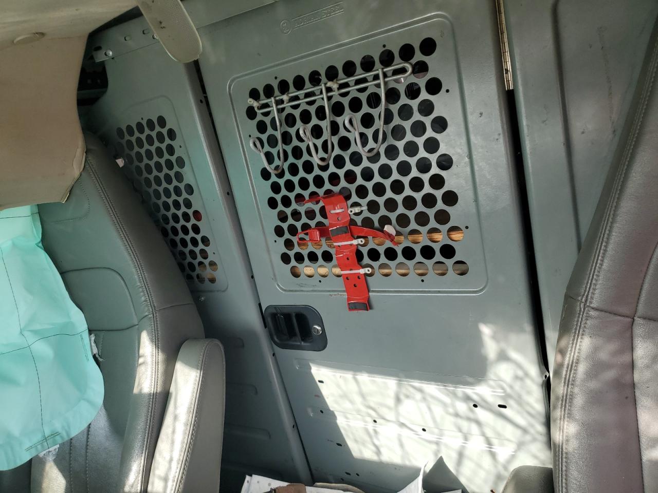 2018 Chevrolet Express G2500 VIN: 1GCWGAFG8J1310814 Lot: 72032515