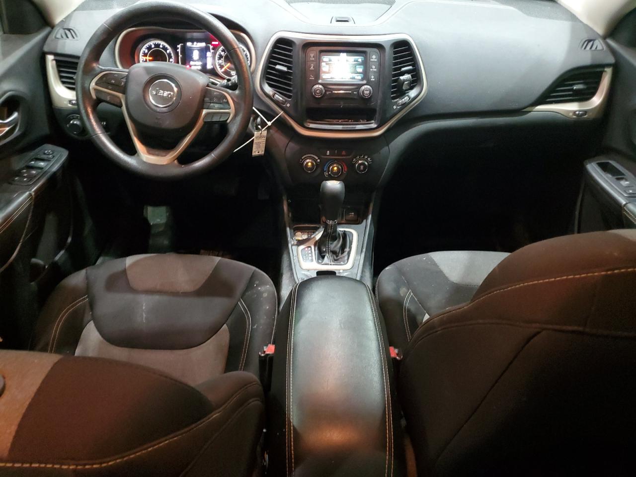 2015 Jeep Cherokee Sport VIN: 1C4PJLAB1FW585013 Lot: 81069065