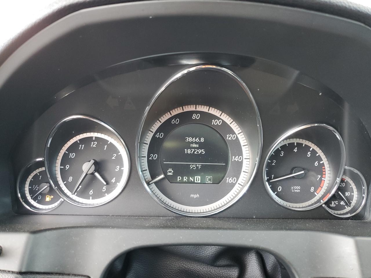 2010 Mercedes-Benz E 350 VIN: WDDKJ5GB0AF048080 Lot: 83838995