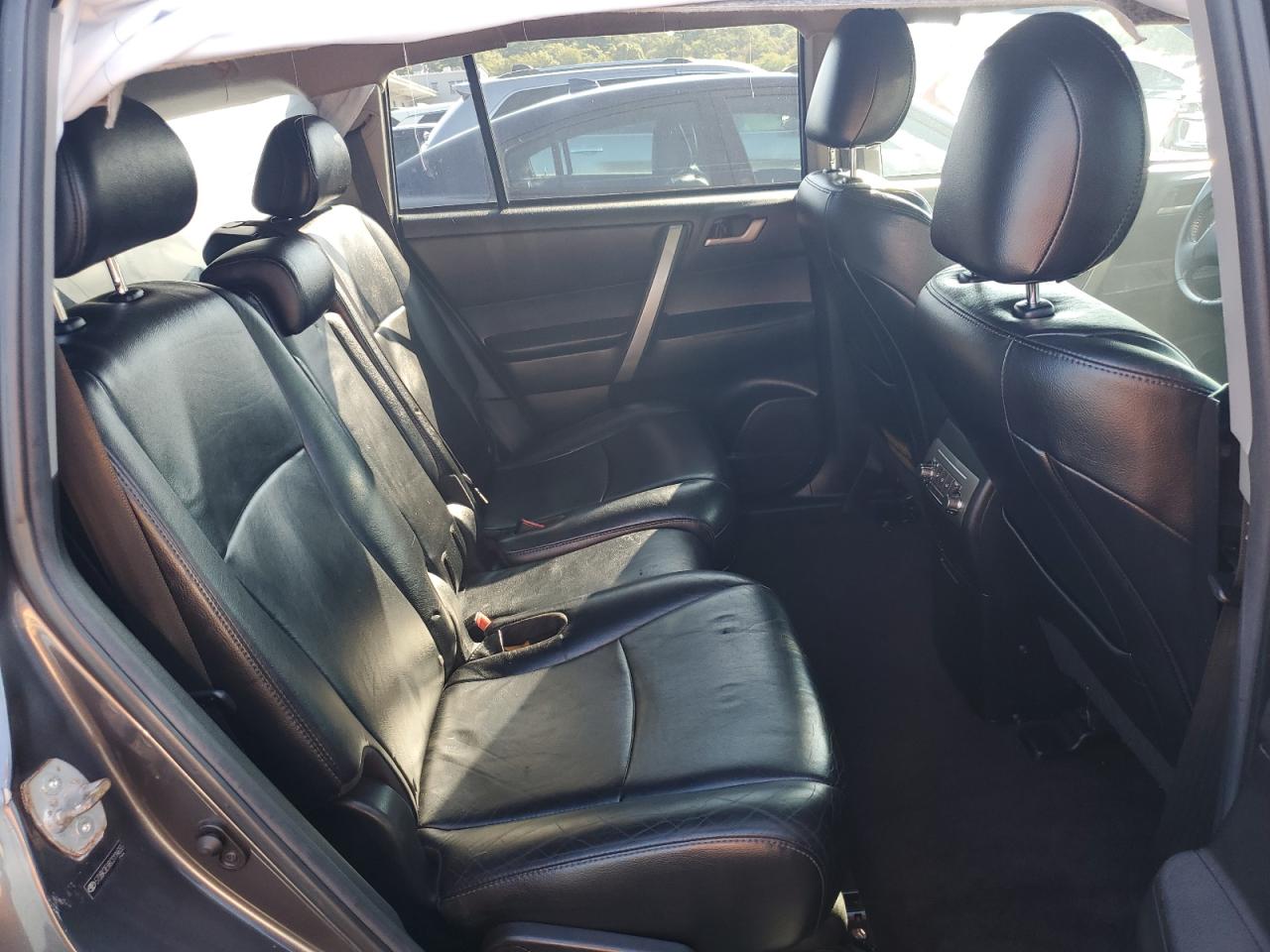 2012 Toyota Highlander Base VIN: 5TDBK3EH8CS114655 Lot: 81196395