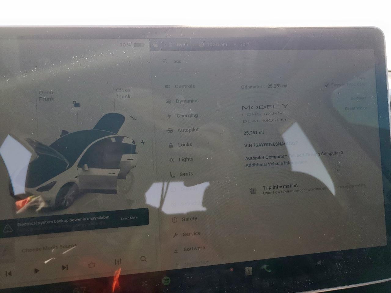 2022 Tesla Model Y VIN: 7SAYGDEE6NA011927 Lot: 84187255