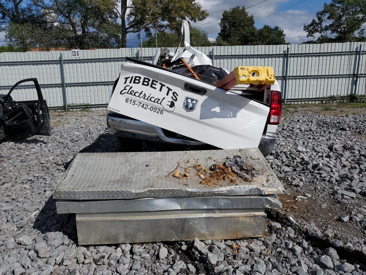 2015 Ram 1500 St VIN: 3C6JR6DG0FG572122 Lot: 84002265