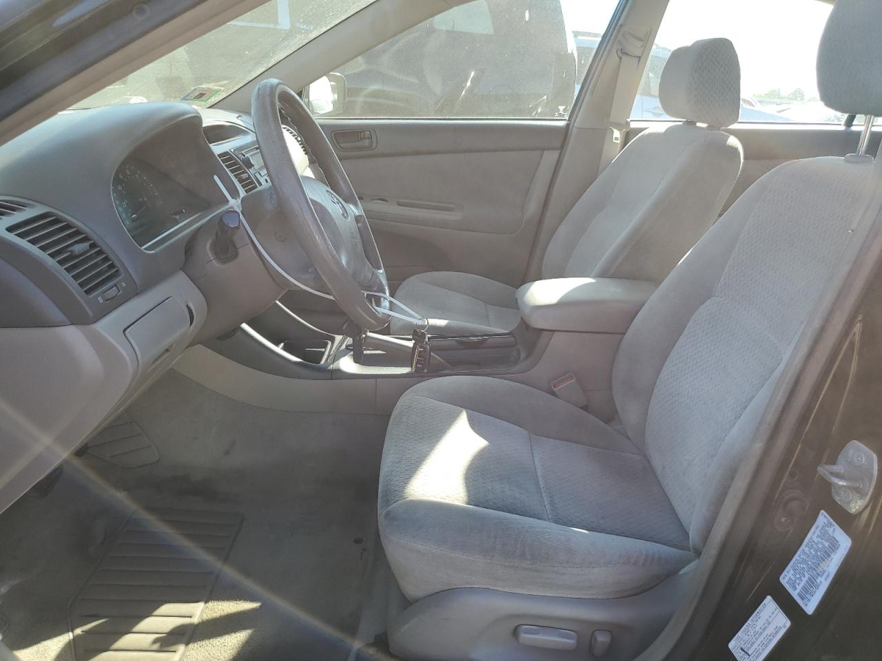 2003 Toyota Camry Le VIN: 4T1BE32K93U243289 Lot: 84629805