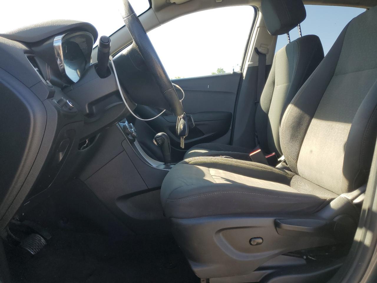 2019 Chevrolet Trax Ls VIN: 3GNCJKSB3KL165302 Lot: 84829945