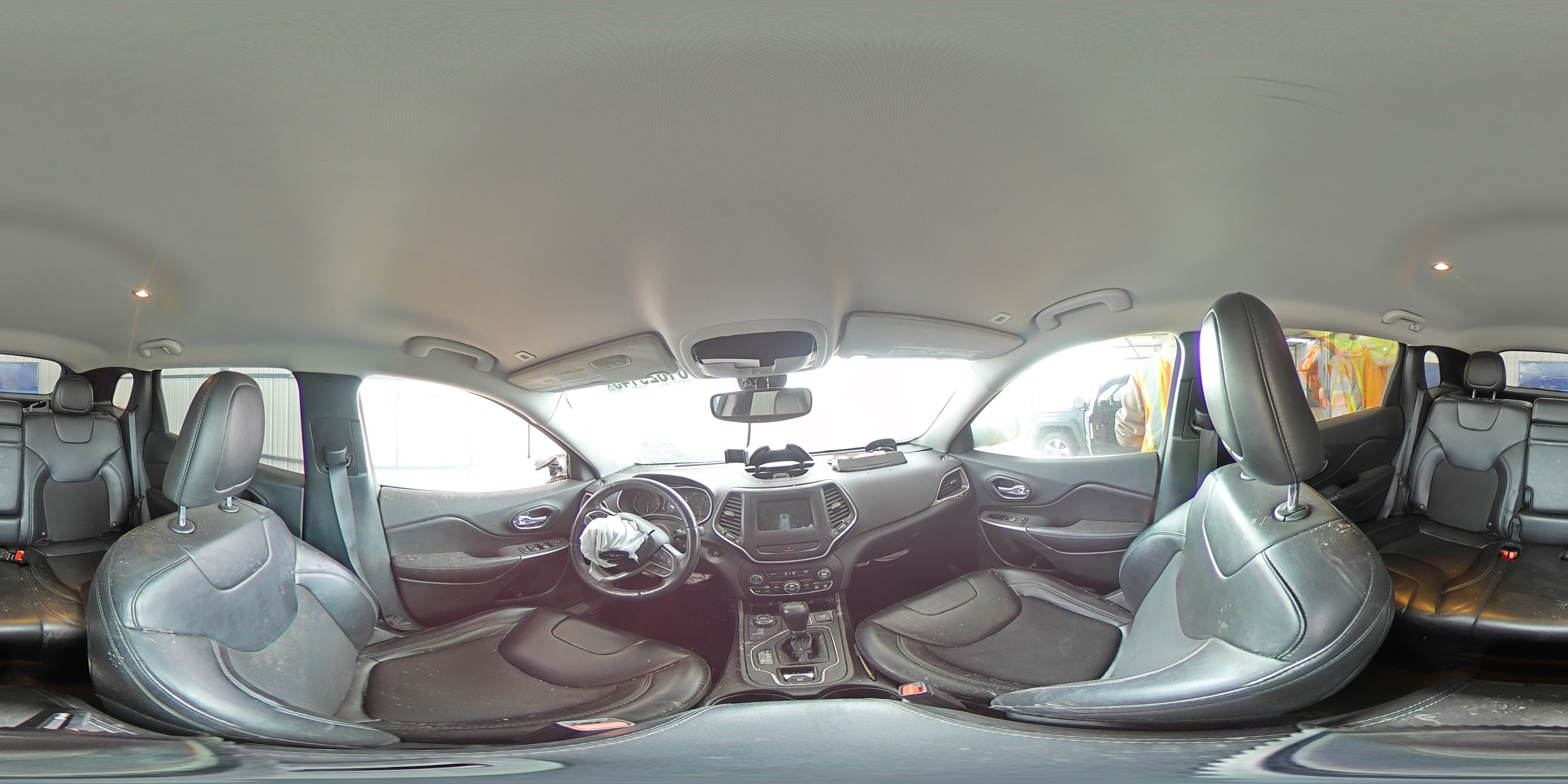 2019 Jeep Cherokee Latitude Plus VIN: 1C4PJMLX5KD118293 Lot: 81829145