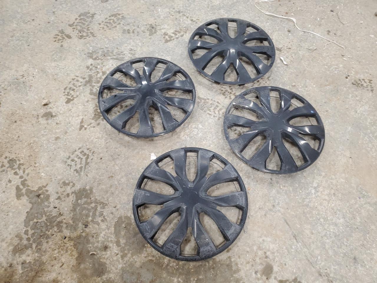 2015 Nissan Sentra S VIN: 3N1AB7AP3FL649213 Lot: 81006085