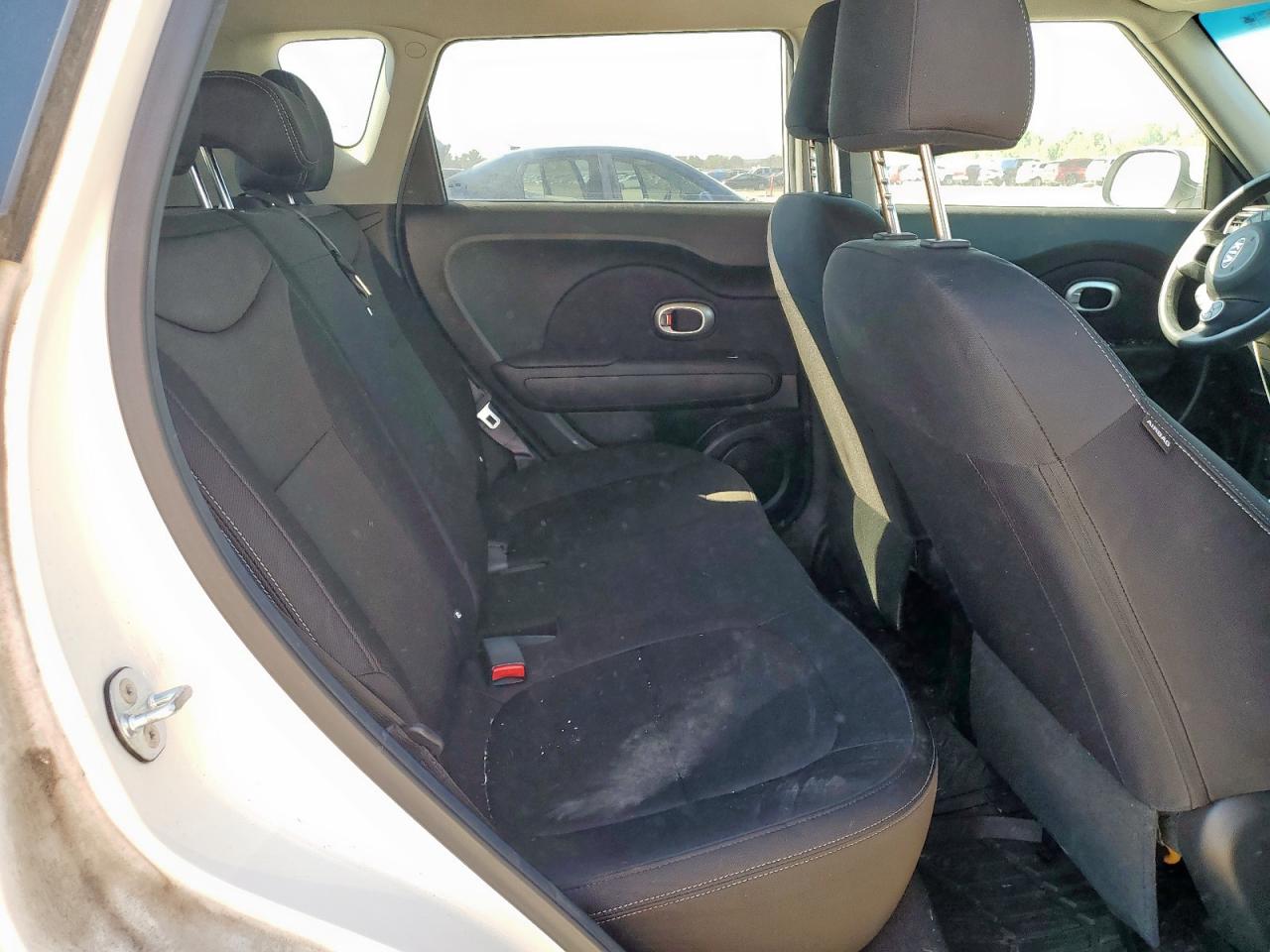 2017 Kia Soul VIN: KNDJN2A25H7412824 Lot: 82165765