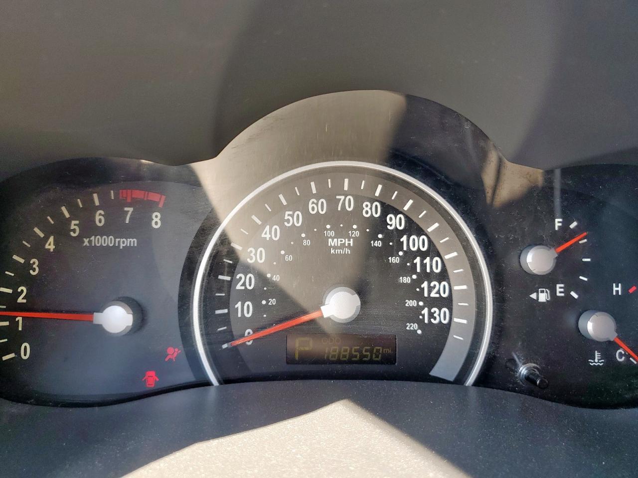 2012 Kia Sedona Lx VIN: KNDMG4C73C6437747 Lot: 80624555