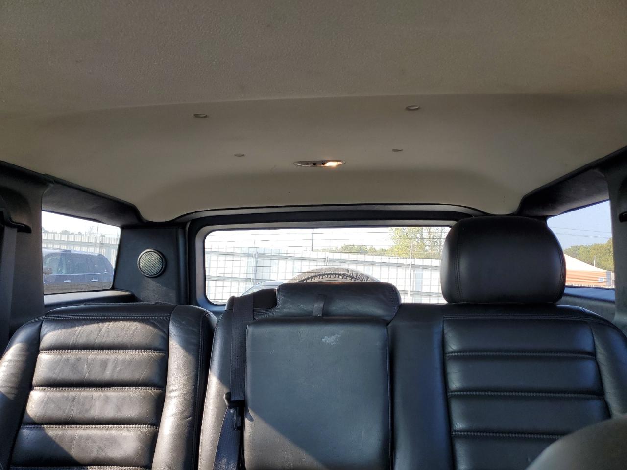 2005 Hummer H2 VIN: 5GRGN23U65H111864 Lot: 81324085