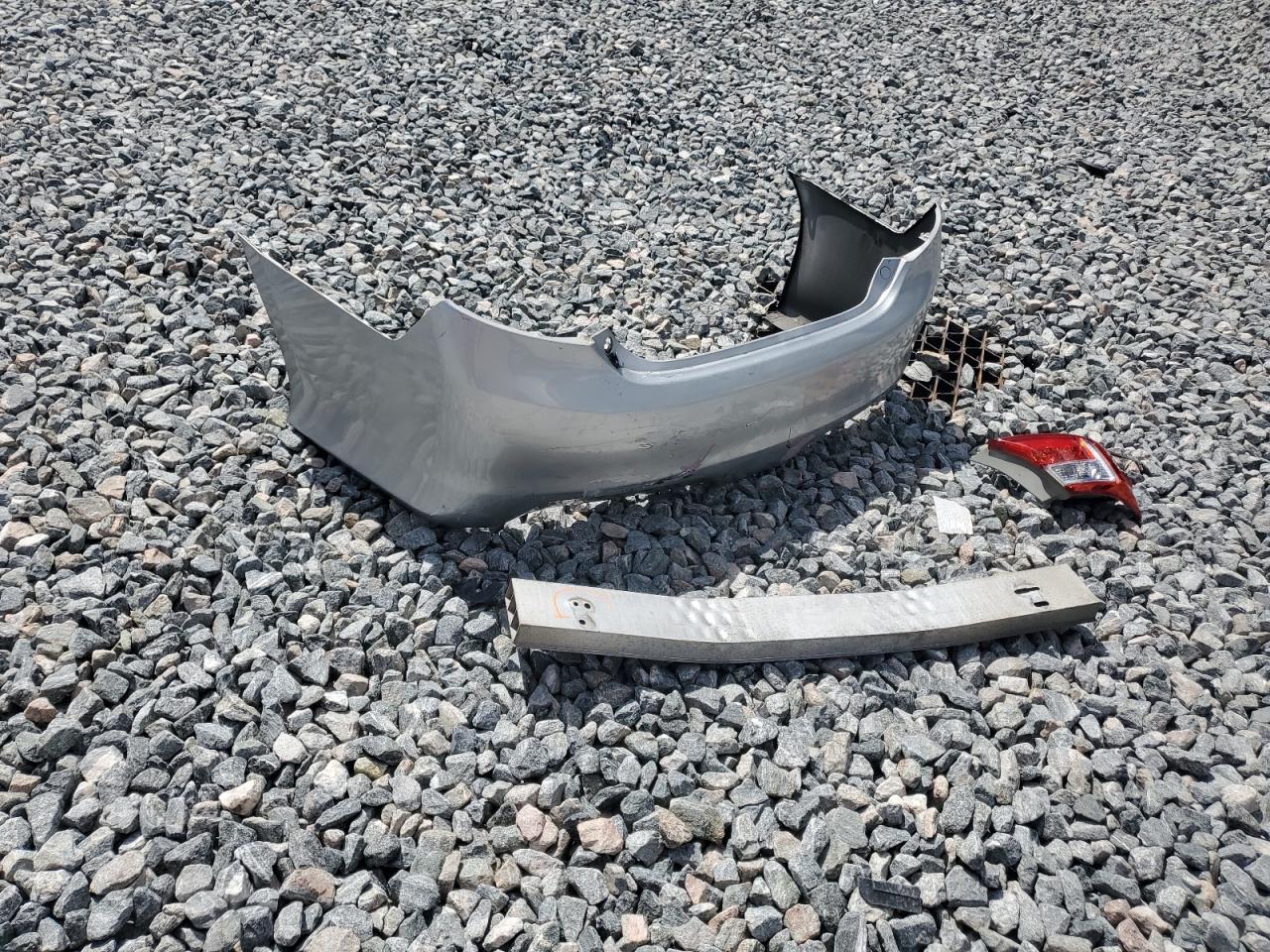 2012 Toyota Camry Base VIN: 4T1BF1FK8CU107554 Lot: 81846505