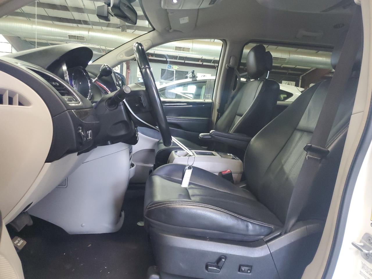 2012 Chrysler Town & Country Touring VIN: 2C4RC1BG3CR390200 Lot: 80386095