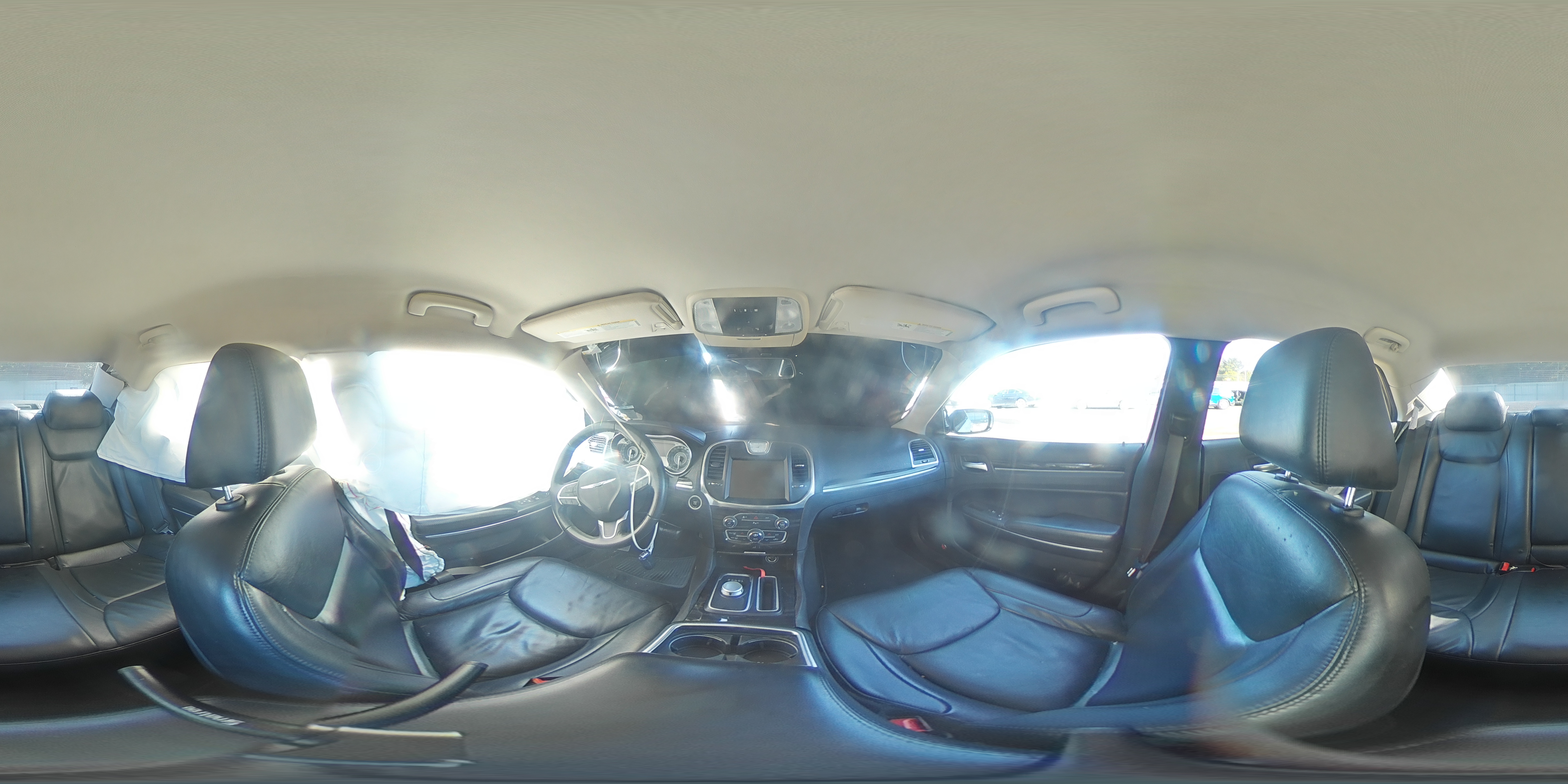 2015 Chrysler 300 Limited VIN: 2C3CCAAG5FH743686 Lot: 71371875